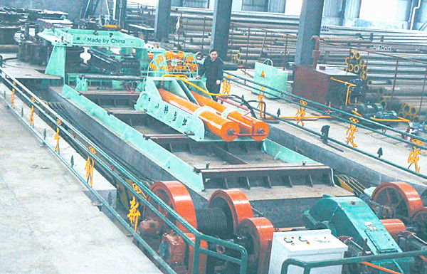 大型推拉 式冷弯弯管机 （Φ680×85）